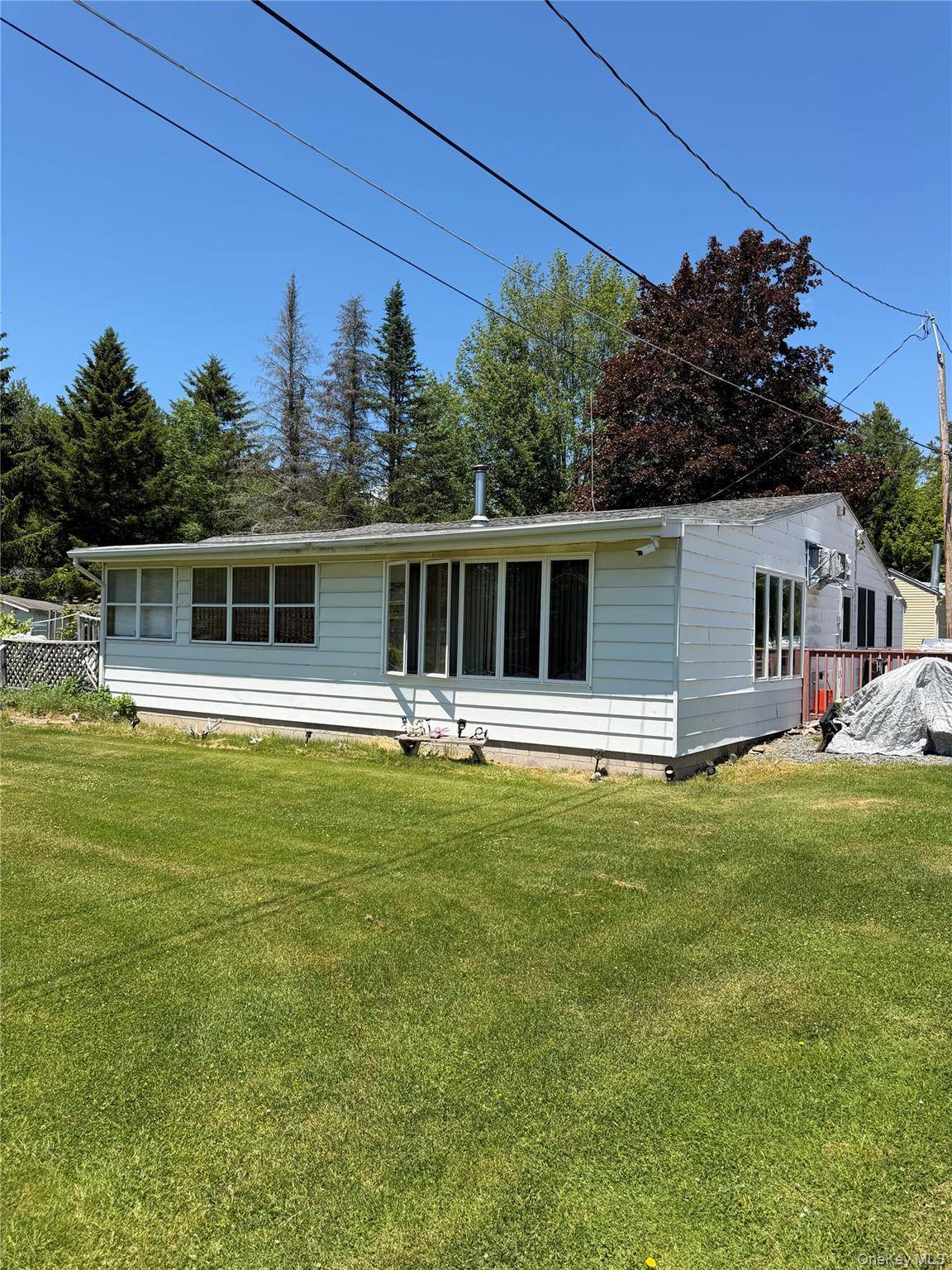 3 Cooper DR, Kauneonga Lake, NY 12720