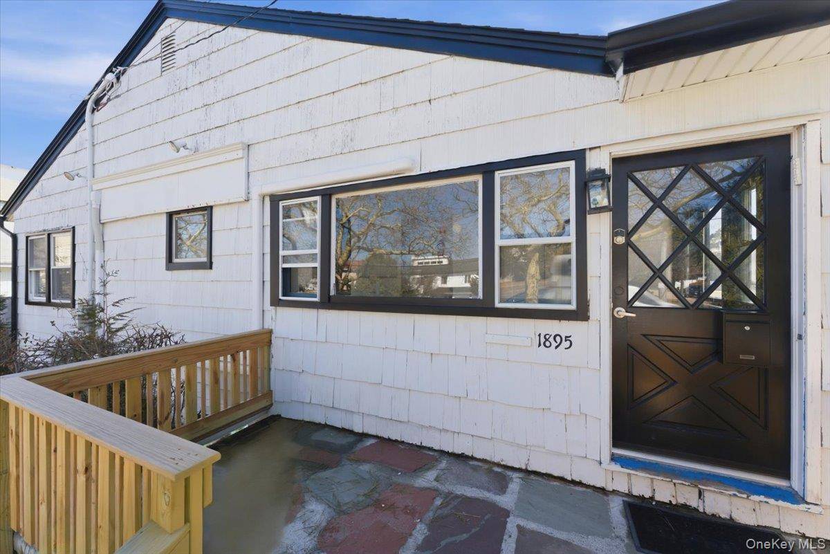1895 Park ST, Atlantic Beach, NY 11509