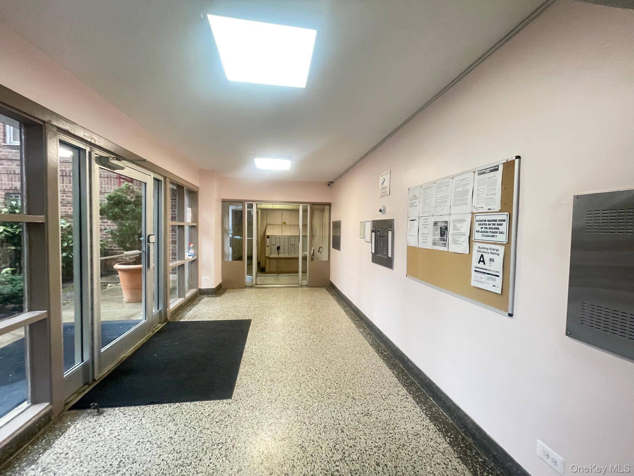 43-35 union ST #2M, Flushing, NY 11355
