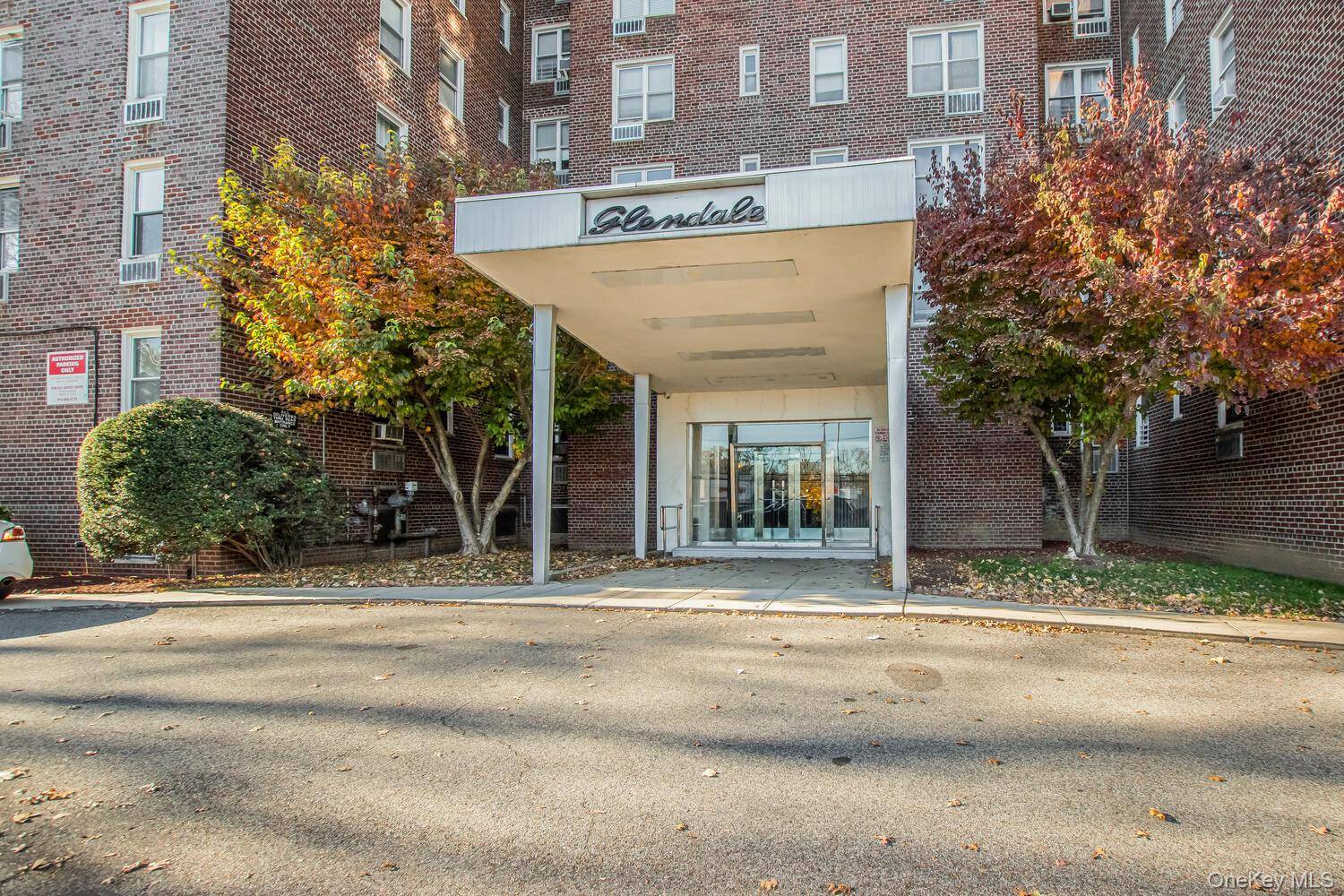 125 Bronx River RD #2C, Yonkers, NY 10704