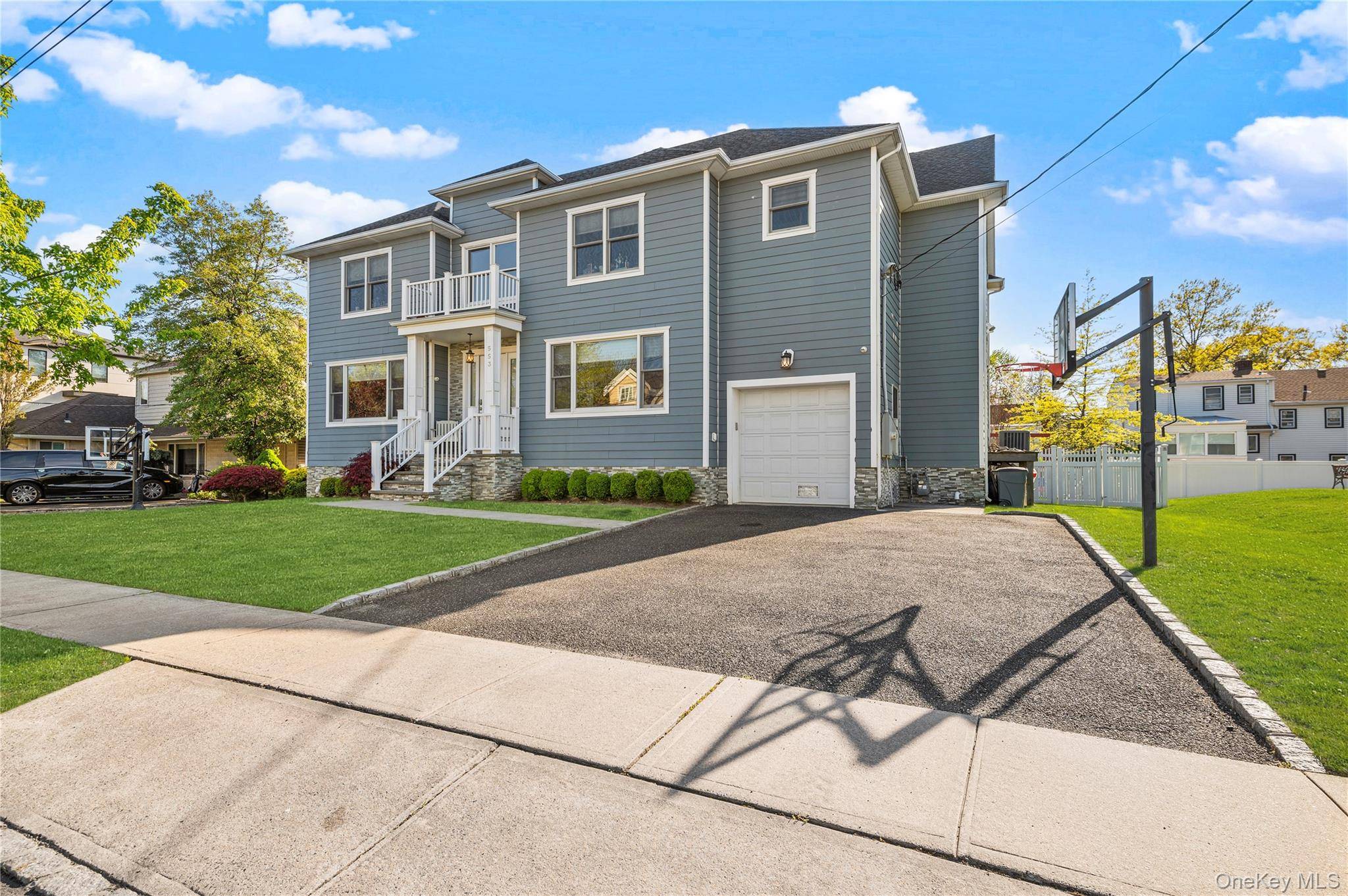 553 Derby AVE, Woodmere, NY 11598