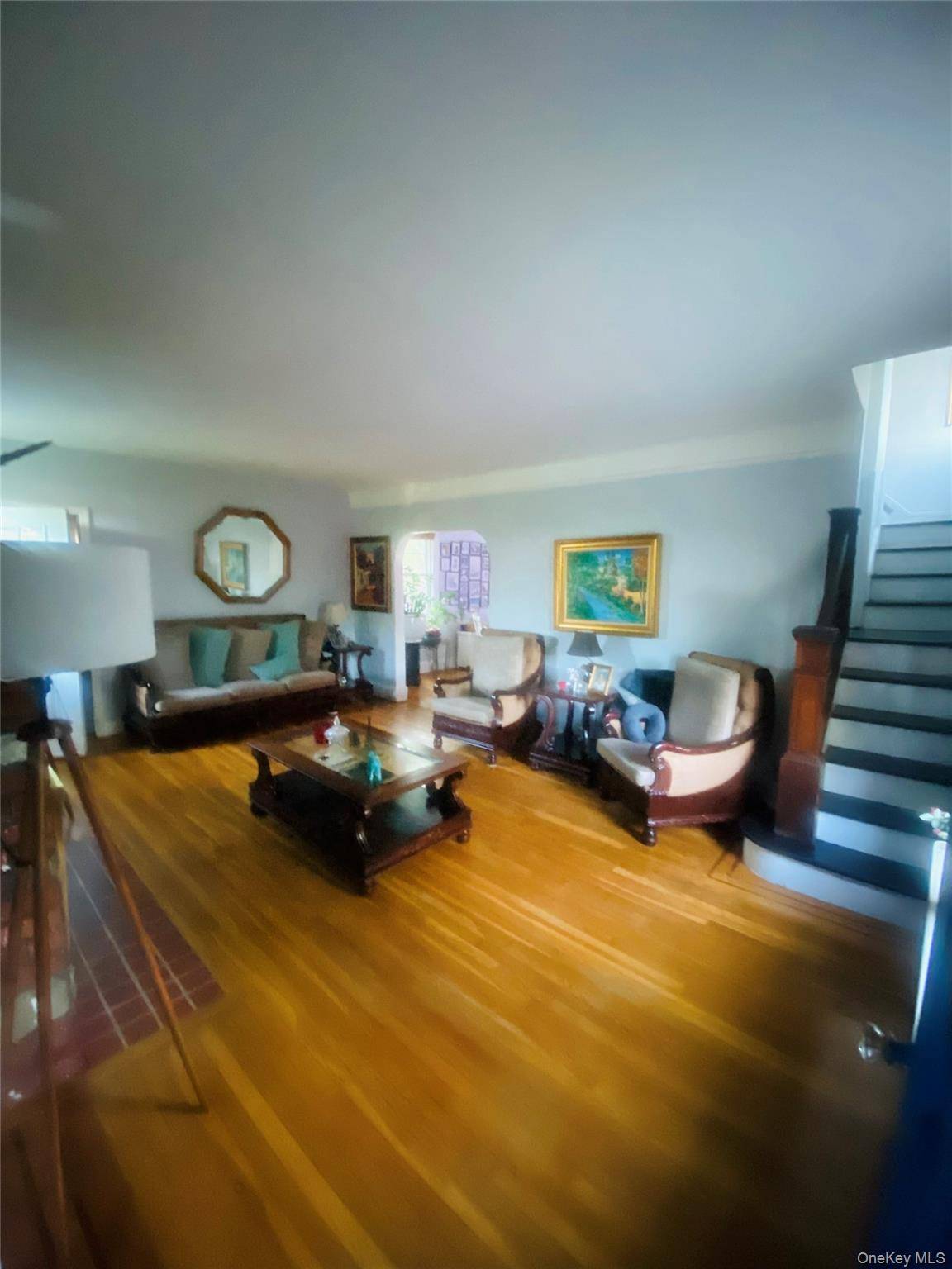 42 Mead ST, Hempstead, NY 11550