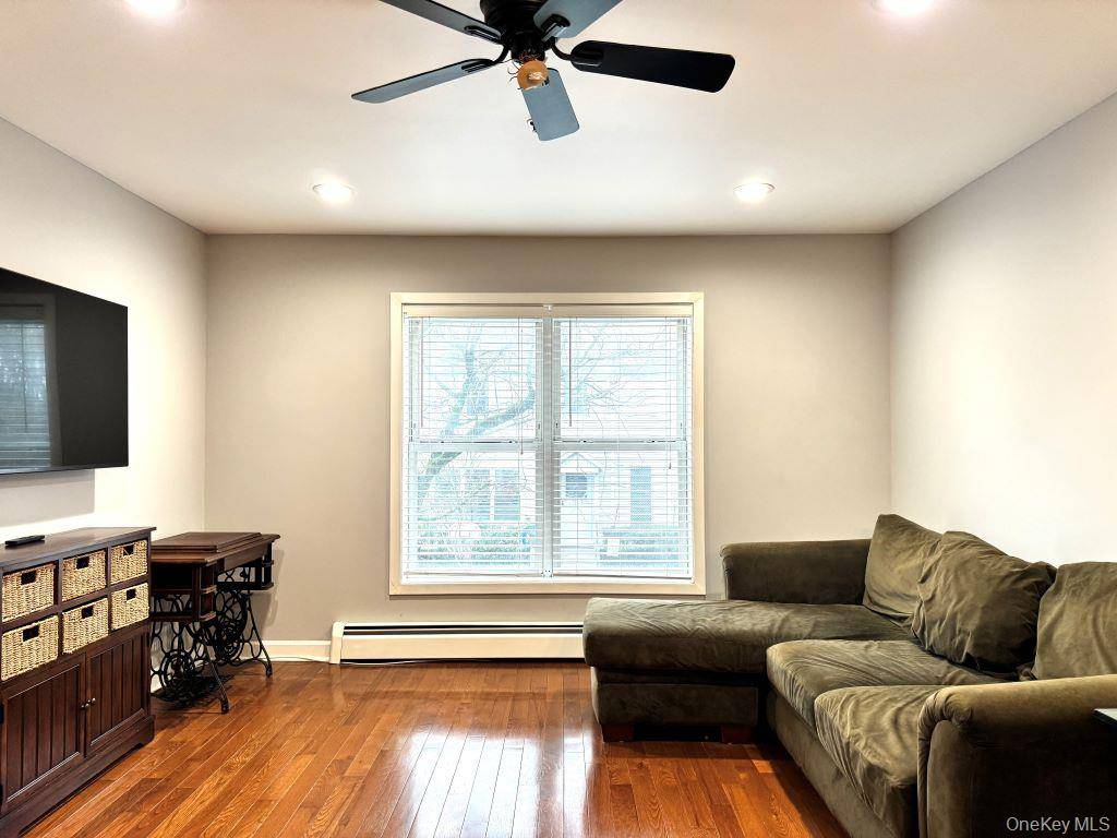 11 Livingston MNR #11, Dobbs Ferry, NY 10522