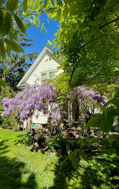761 E Main ST, Riverhead, NY 11901