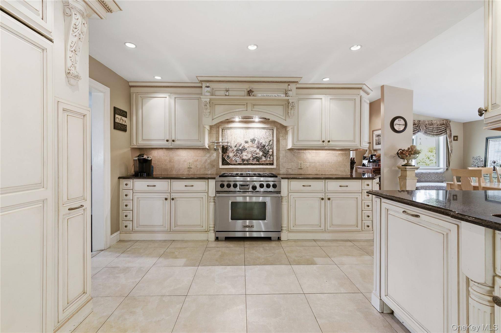 33 Greenbriar DR, Chappaqua, NY 10514