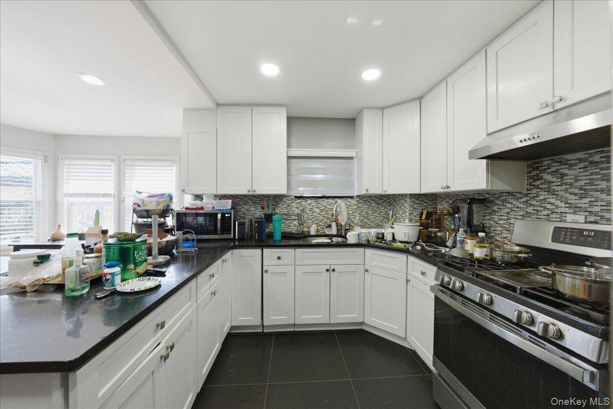 9360 208th ST, Queens Village, NY 11428
