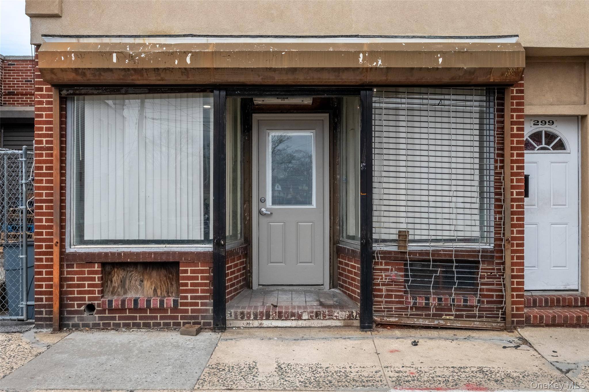 299 E Third ST #Store Front, Mount Vernon, NY 10553