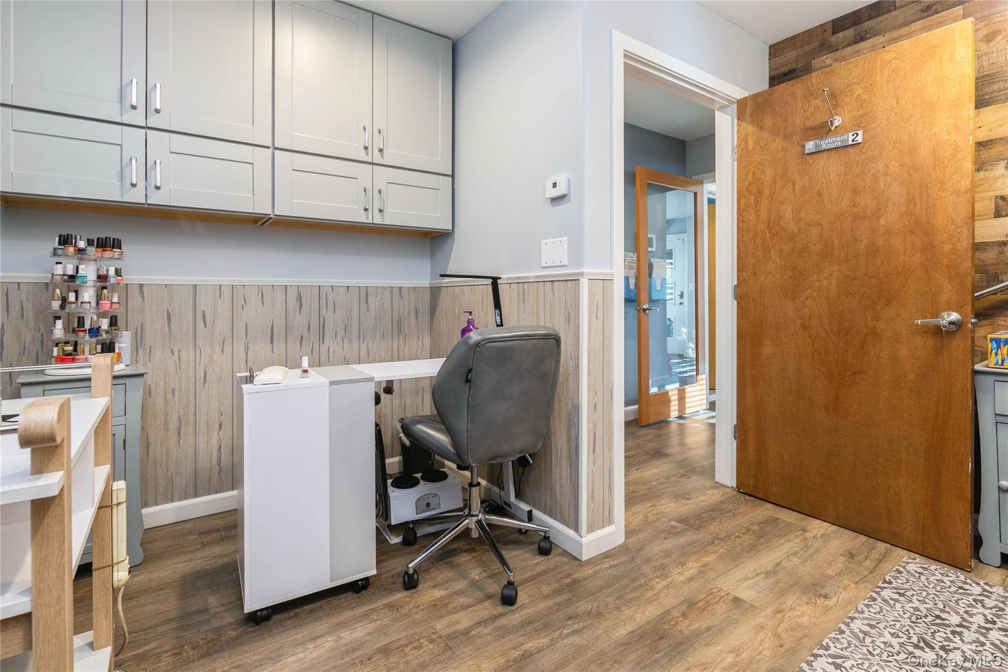 1420 Montauk HWY #Suite 2 - Treatment Rm 2, Oakdale, NY 11769