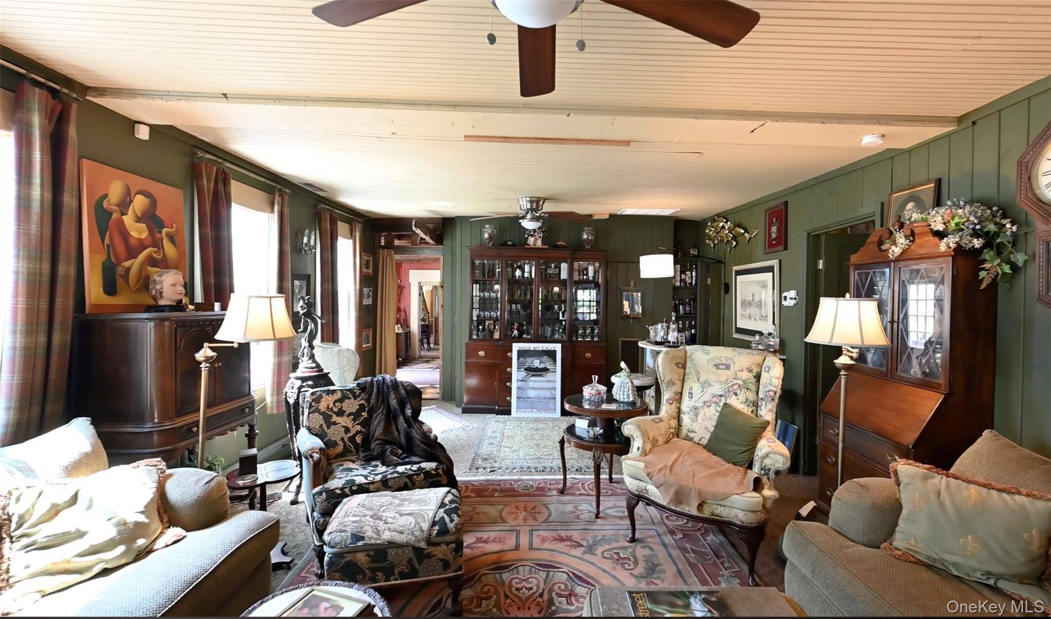 18 Stagecoach LN, Amenia, NY 12501
