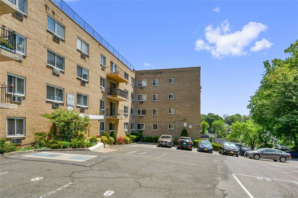 2035 Central Park #3G, Yonkers, NY 10710