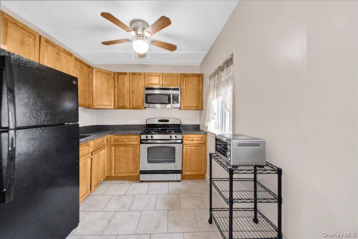 2035 Central Park #3G, Yonkers, NY 10710