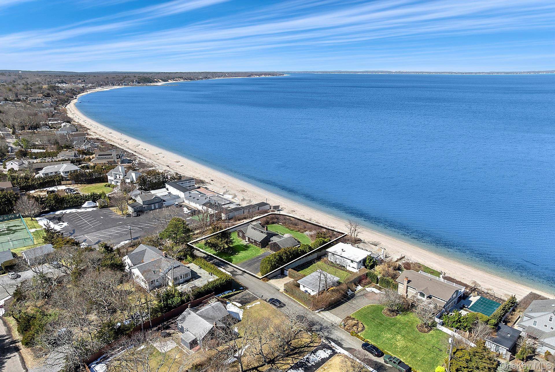22 Peconic Crescent, Hampton Bays, NY 11946