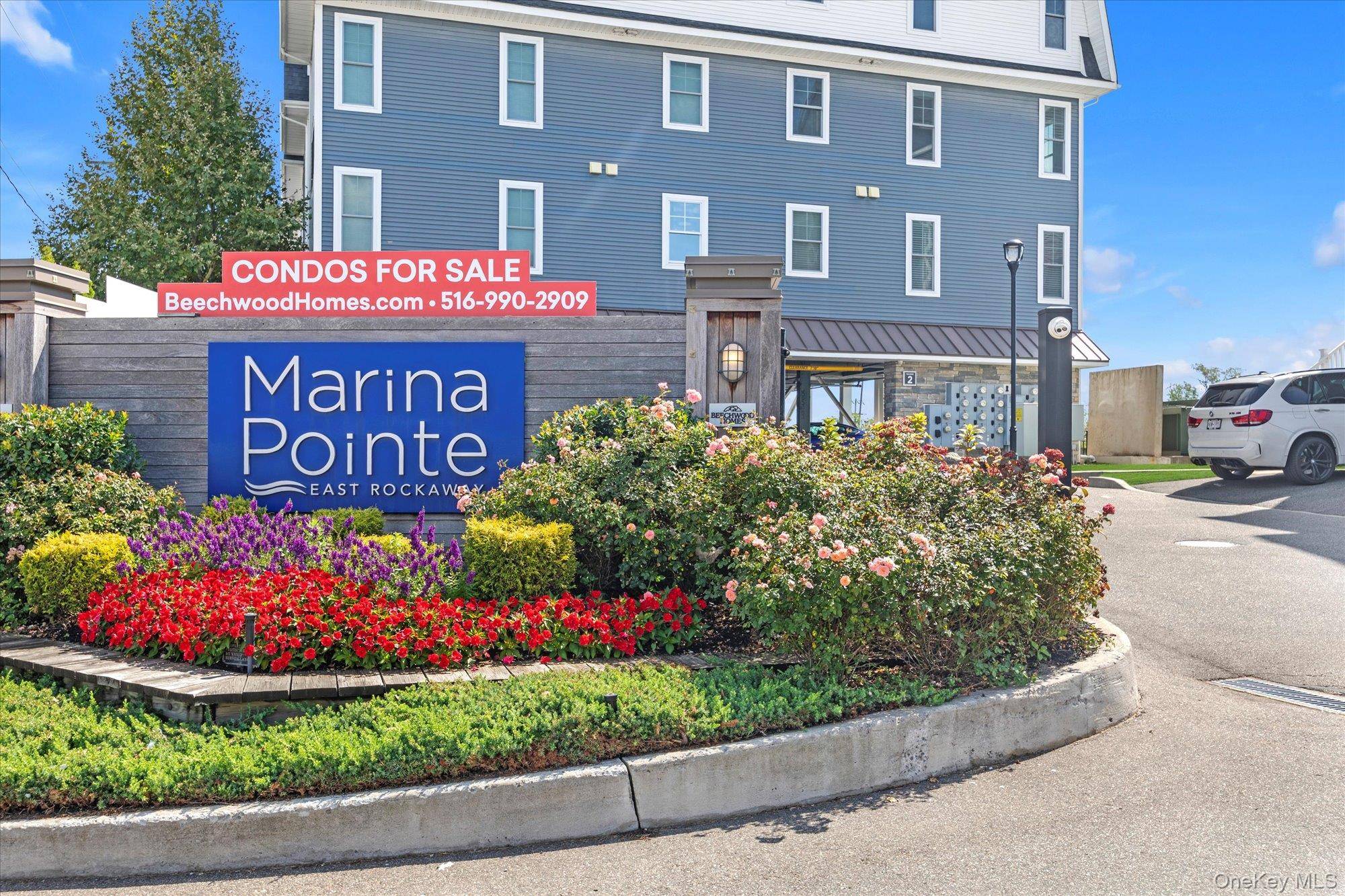 214 Marina Pointe DR #214, East Rockaway, NY 11518