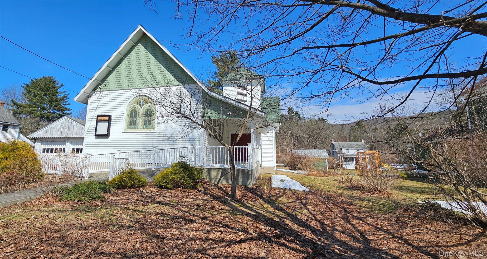 14 Hankins Church ST, Hankins, NY 12741