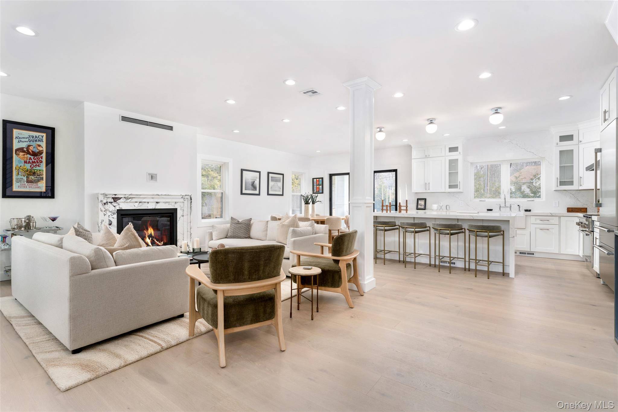 40 Waters Edge RD, Southampton, NY 11968