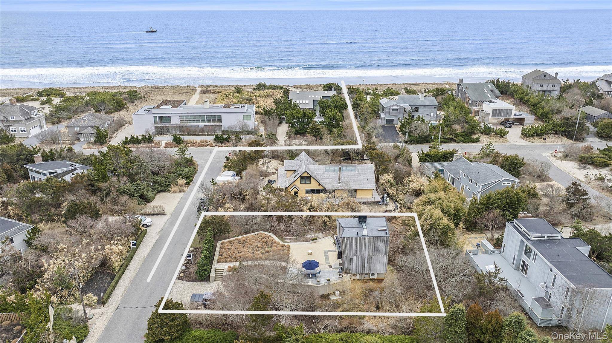 9 Ocean LN, Amagansett, NY 11930