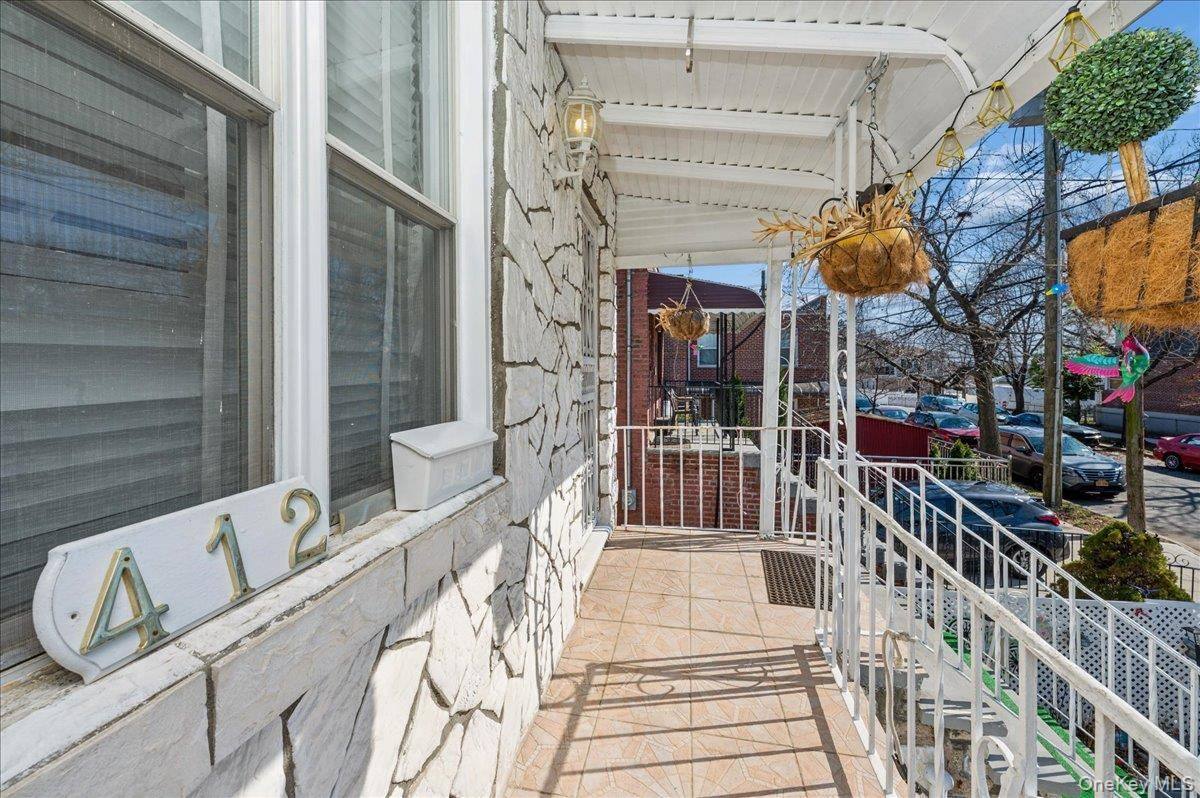 412 Calhoun AVE, Bronx, NY 10465
