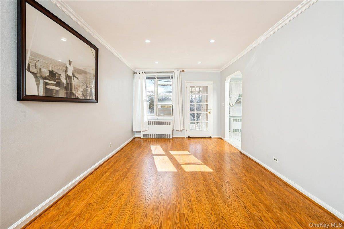 412 Calhoun AVE, Bronx, NY 10465