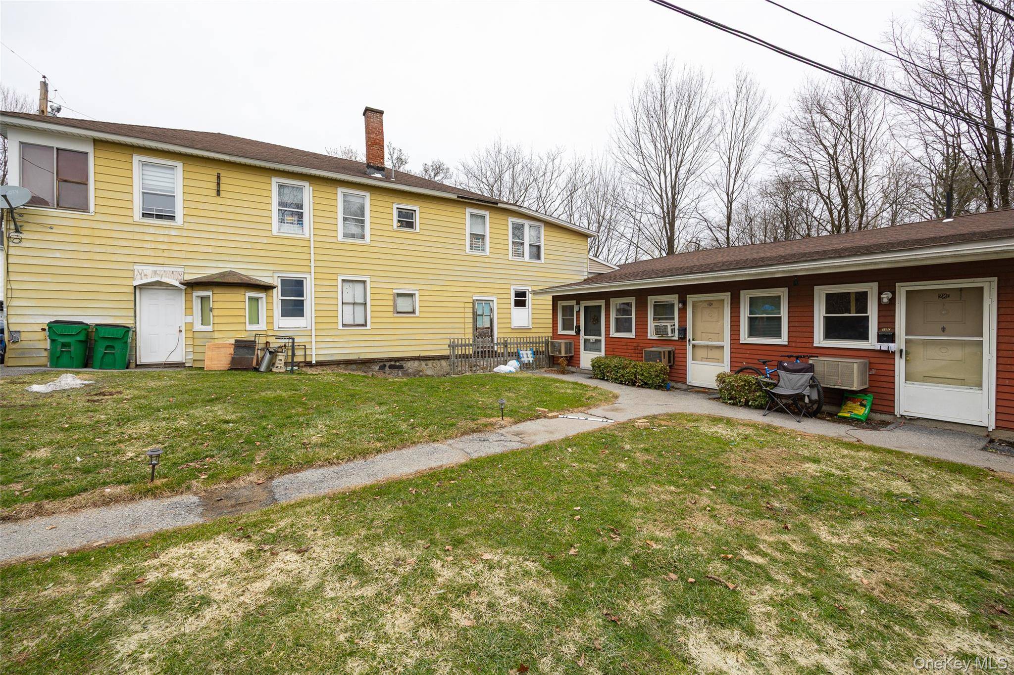 24-28 Vineyard AVE, Highland, NY 12528