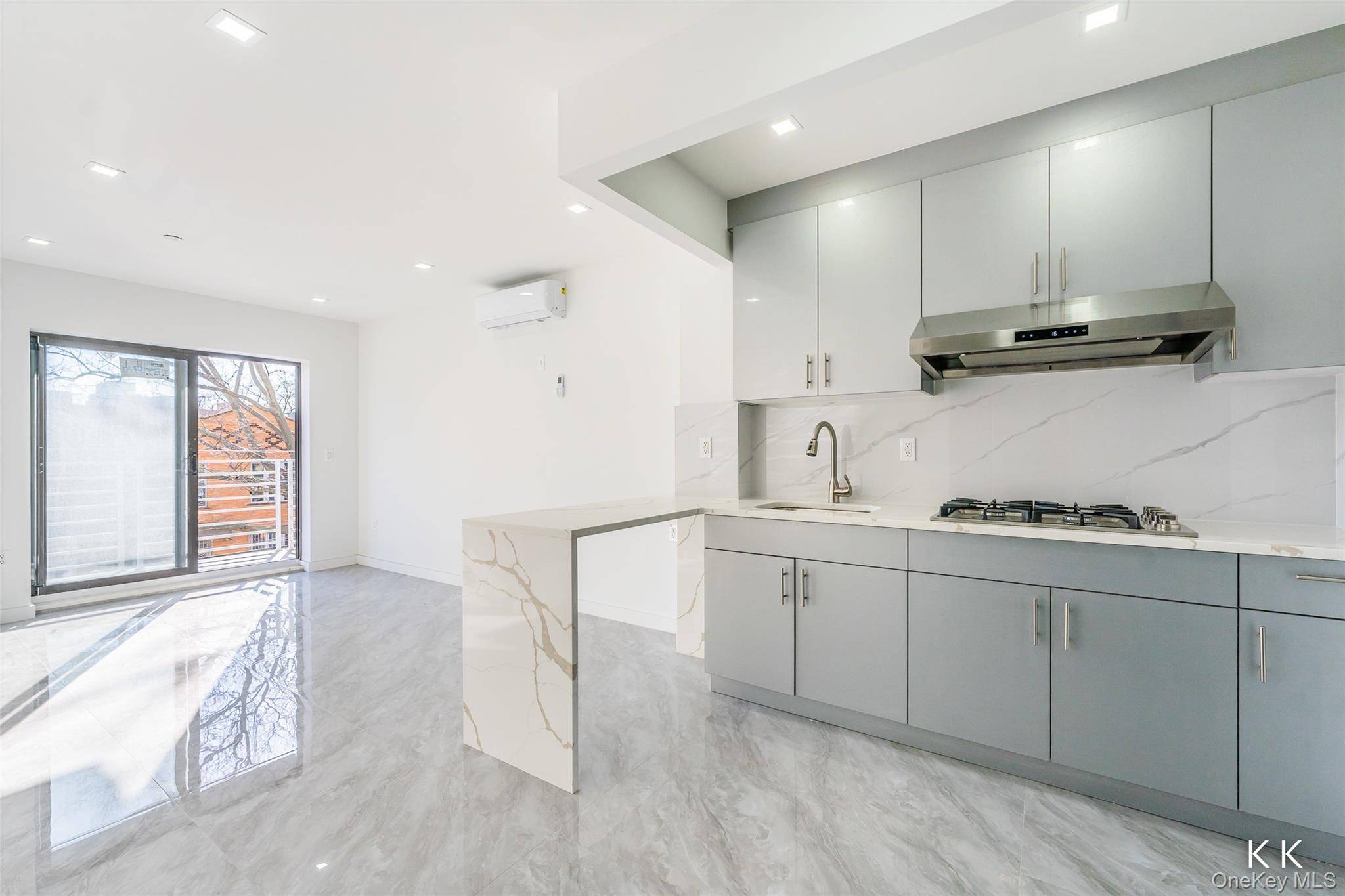 941 57TH ST #1A, Brooklyn, NY 11219