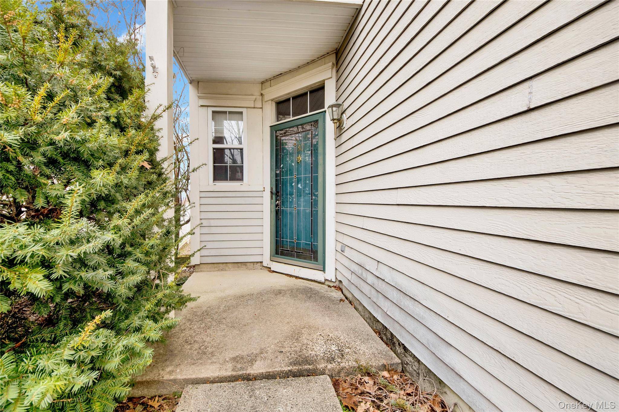 130 Benefield BLVD, Peekskill, NY 10566