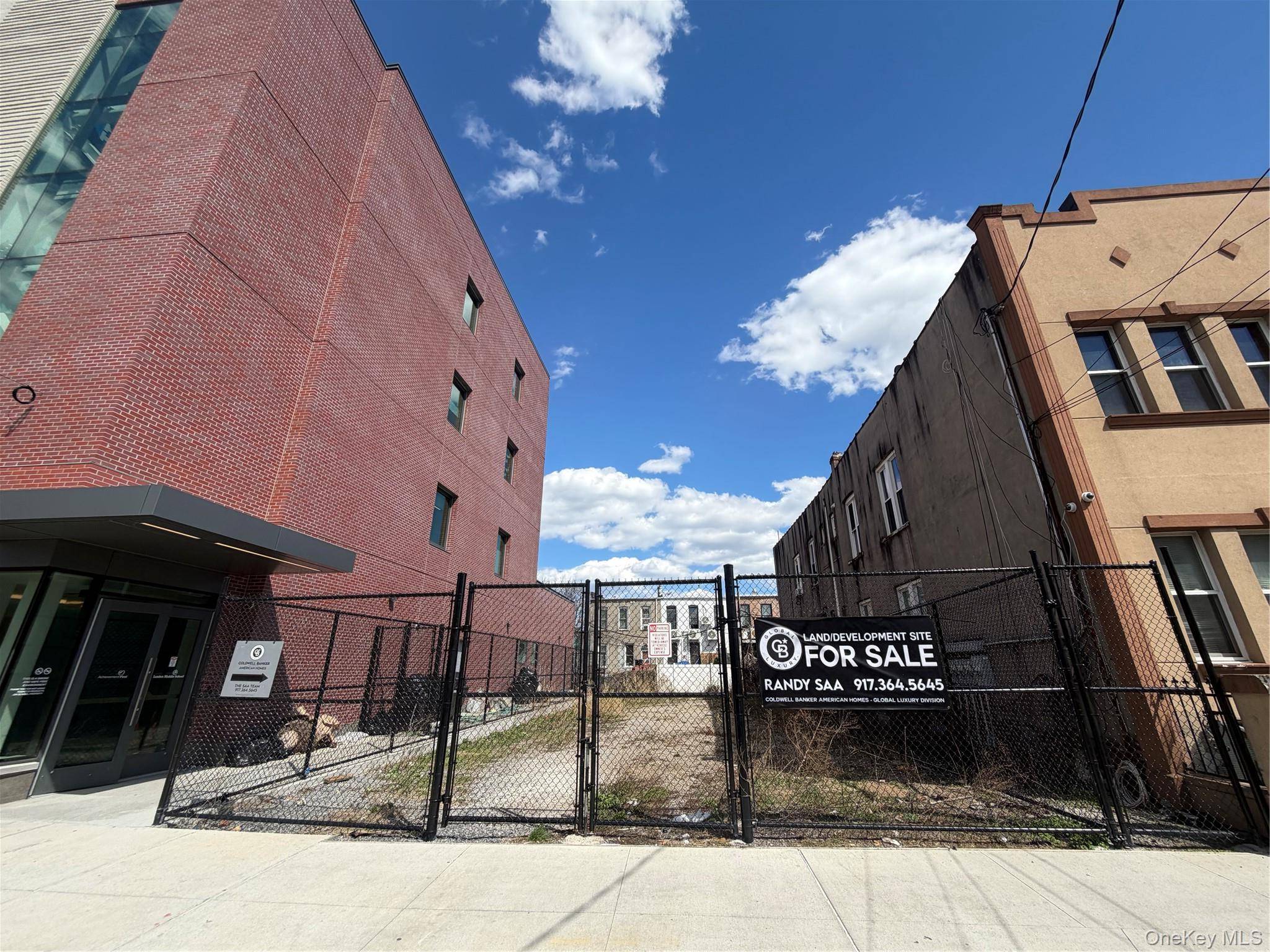 465 Cleveland ST, Brooklyn, NY 11208