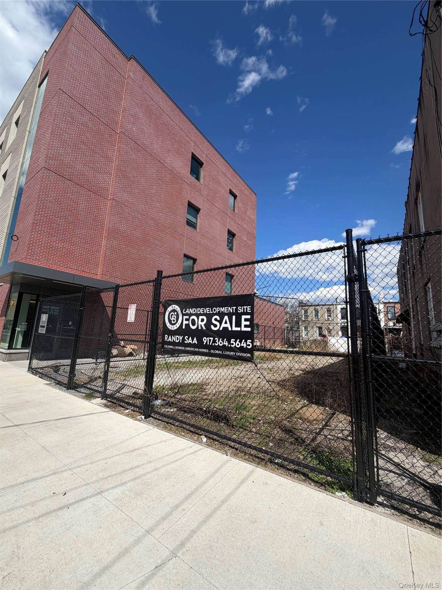 465 Cleveland ST, Brooklyn, NY 11208
