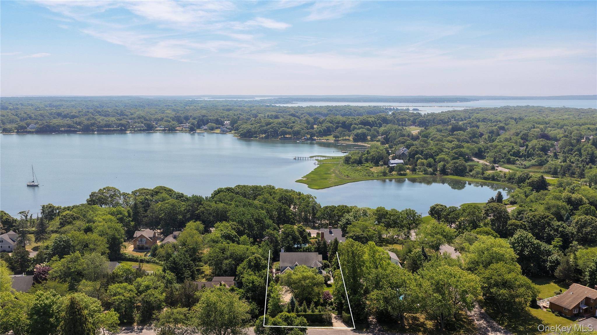 4 Glynn DR, Shelter Island, NY 11964