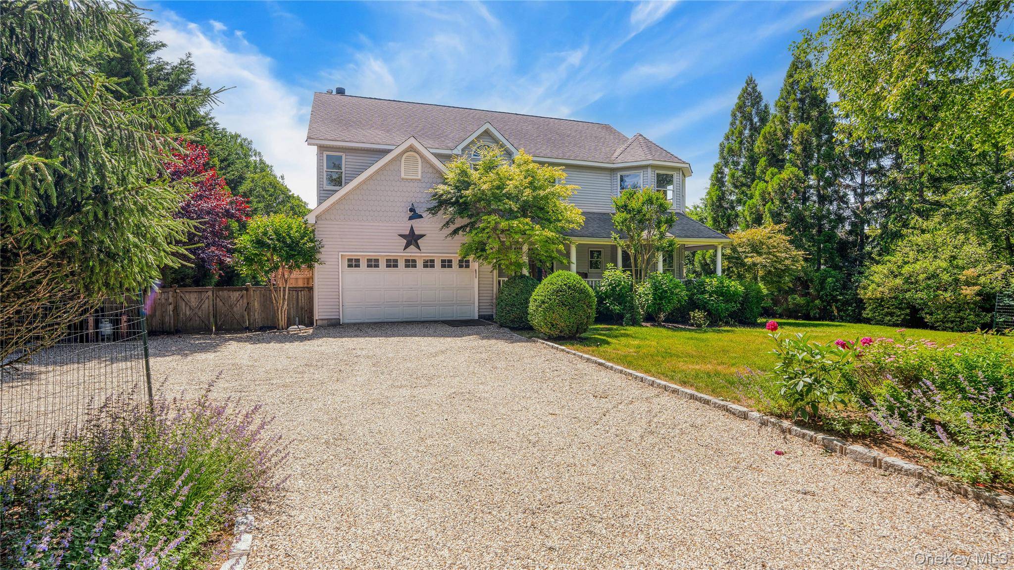 4 Glynn DR, Shelter Island, NY 11964
