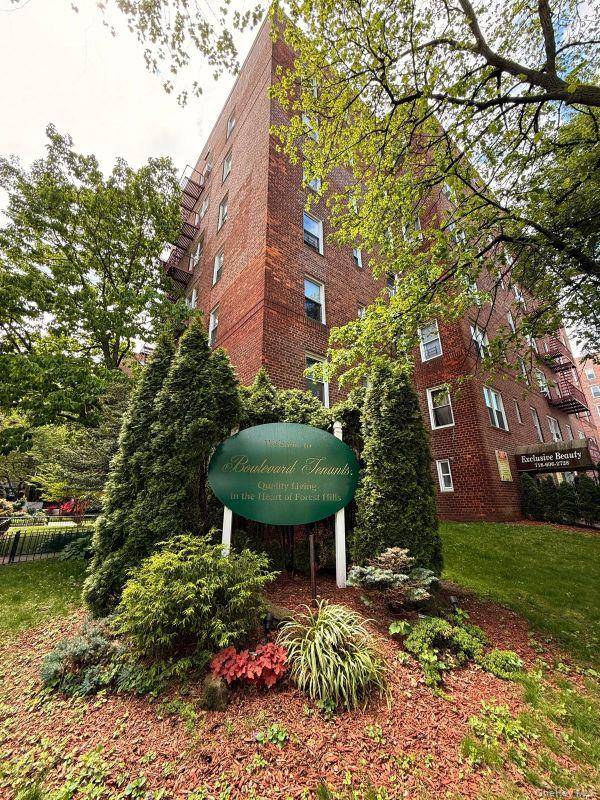 105-37 65th AVE #6E, Forest Hills, NY 11375