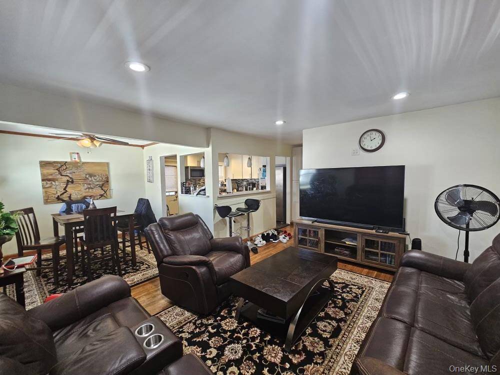 119-28 193RD STREET, Saint Albans, NY 11412