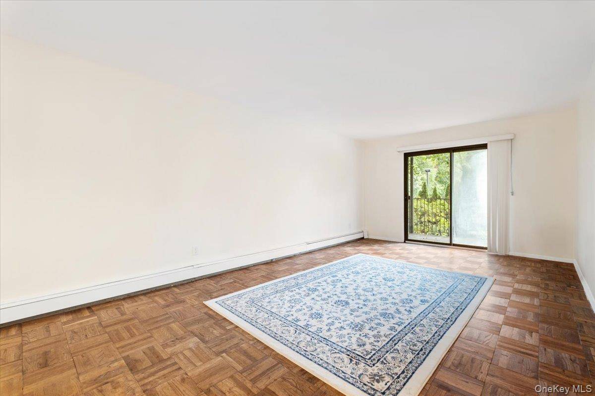 356 Central Park AVE #E10, Scarsdale, NY 10583