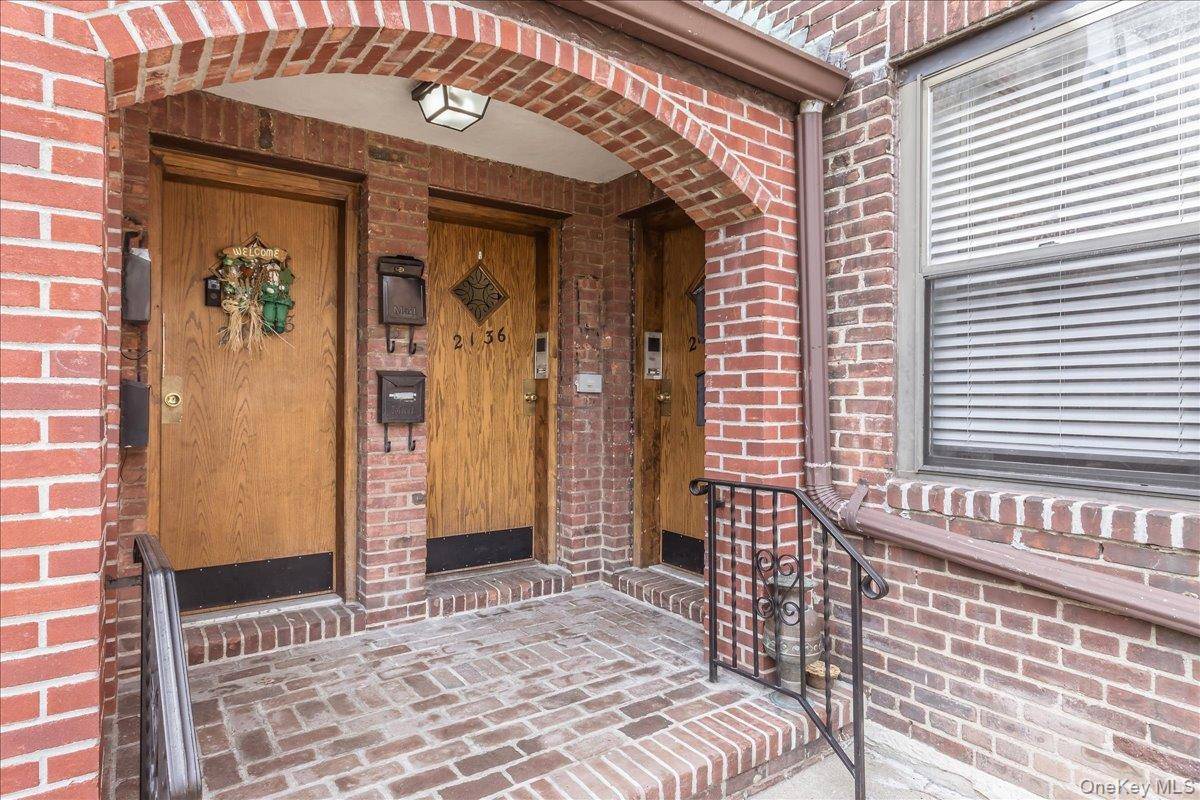 21-36 77th ST, East Elmhurst, NY 11370