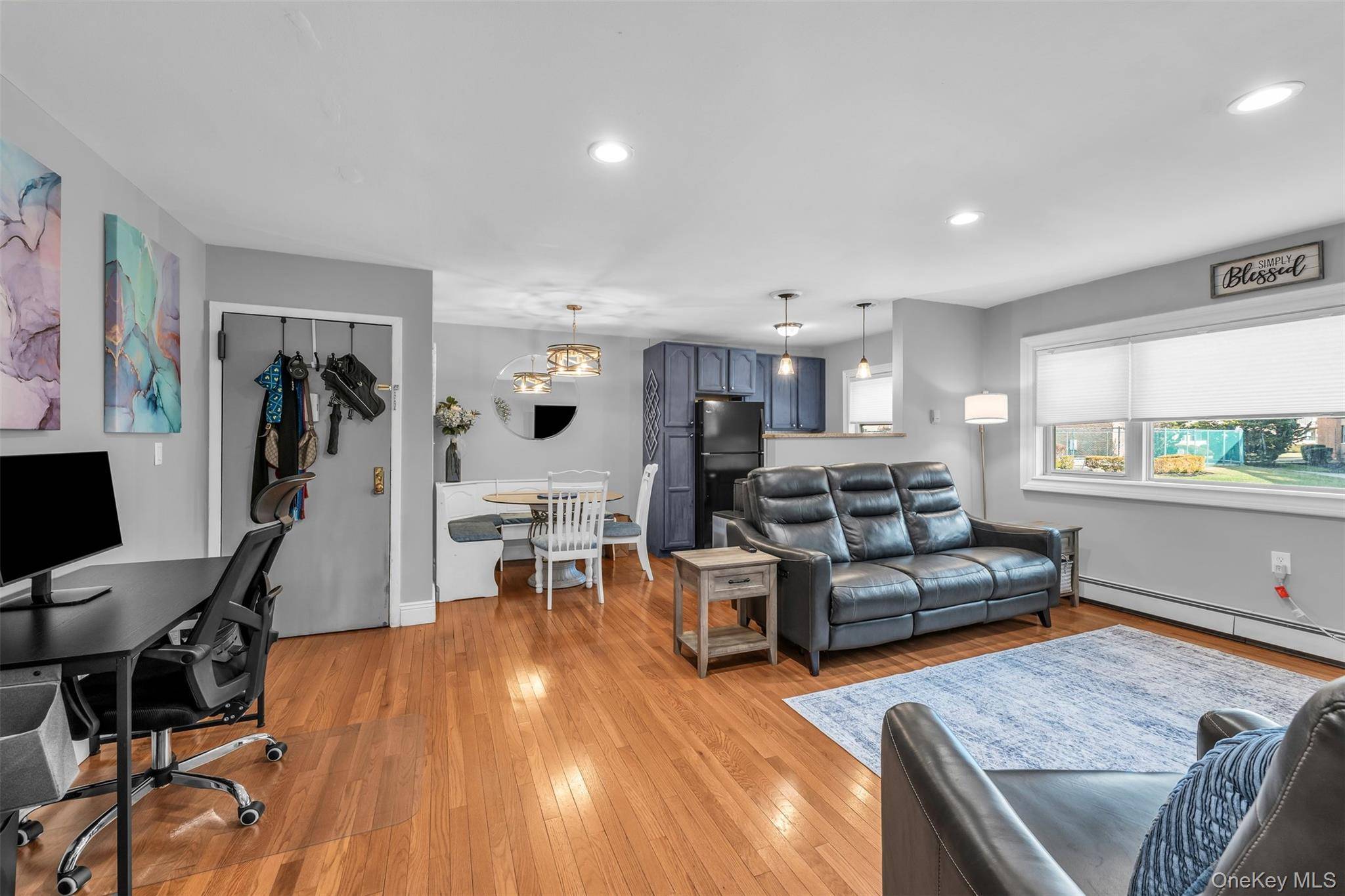 4 Rose ST #Unit #1-A1, Oceanside, NY 11572