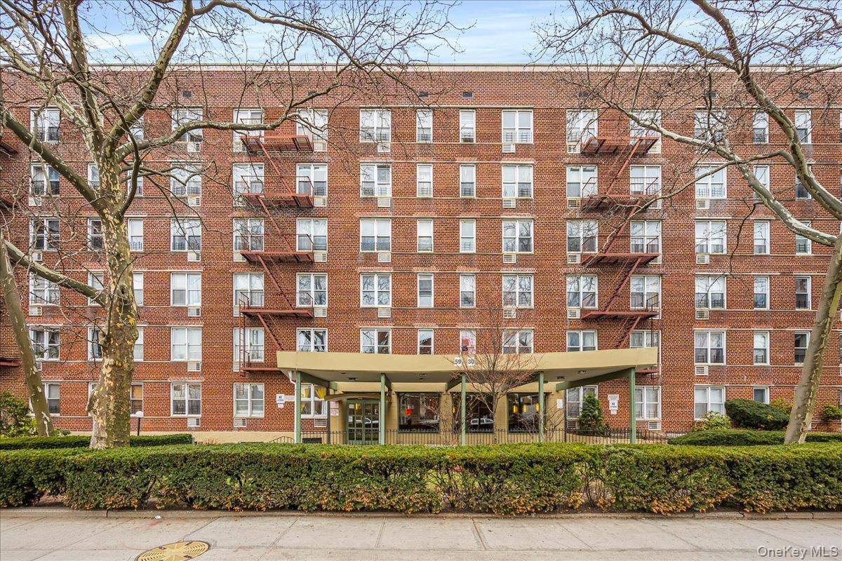 59-30 108th ST #2PP, Corona, NY 11368
