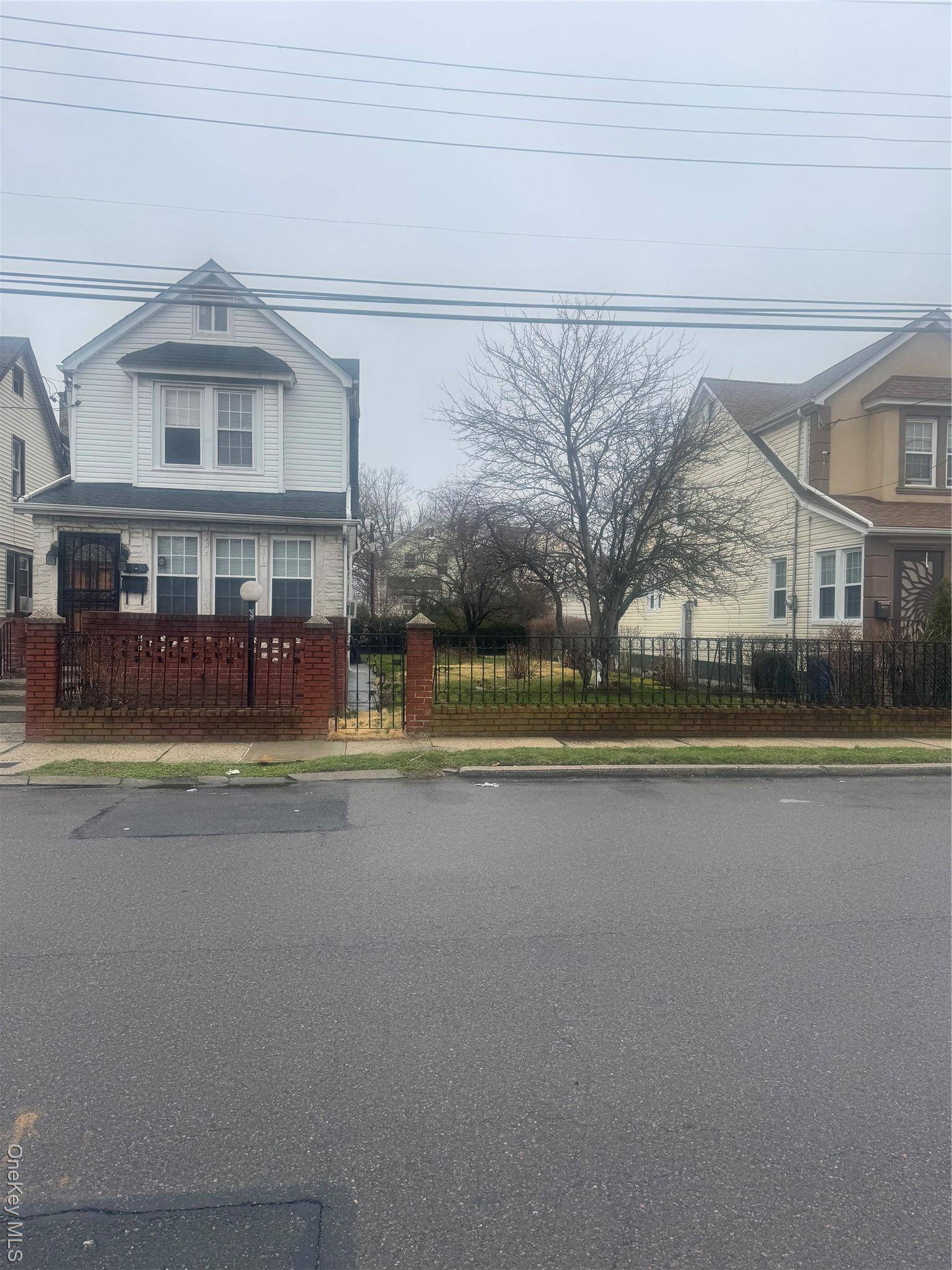 11731 192nd ST, Saint Albans, NY 11412