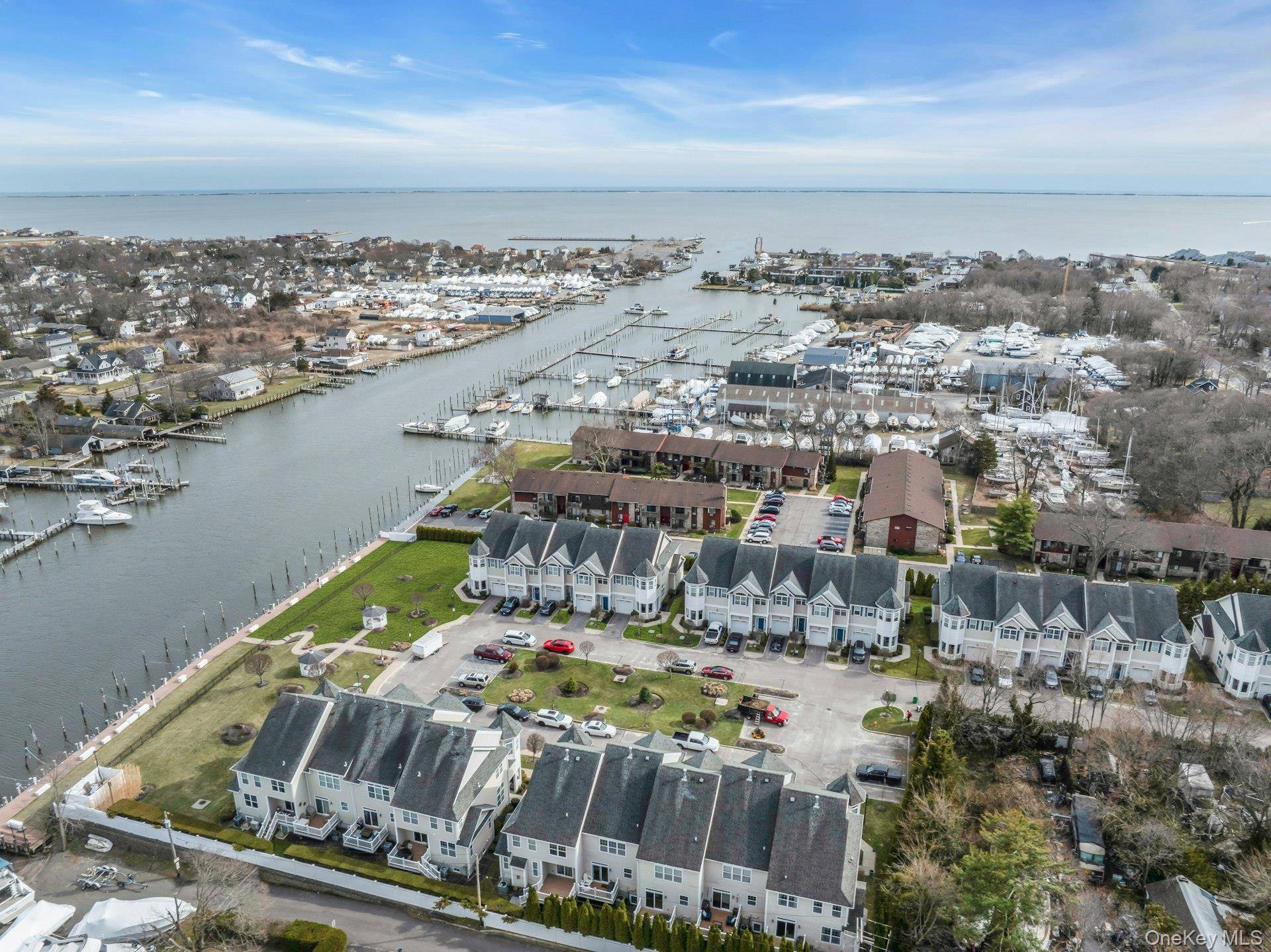 123 Jackie CT, Patchogue, NY 11772