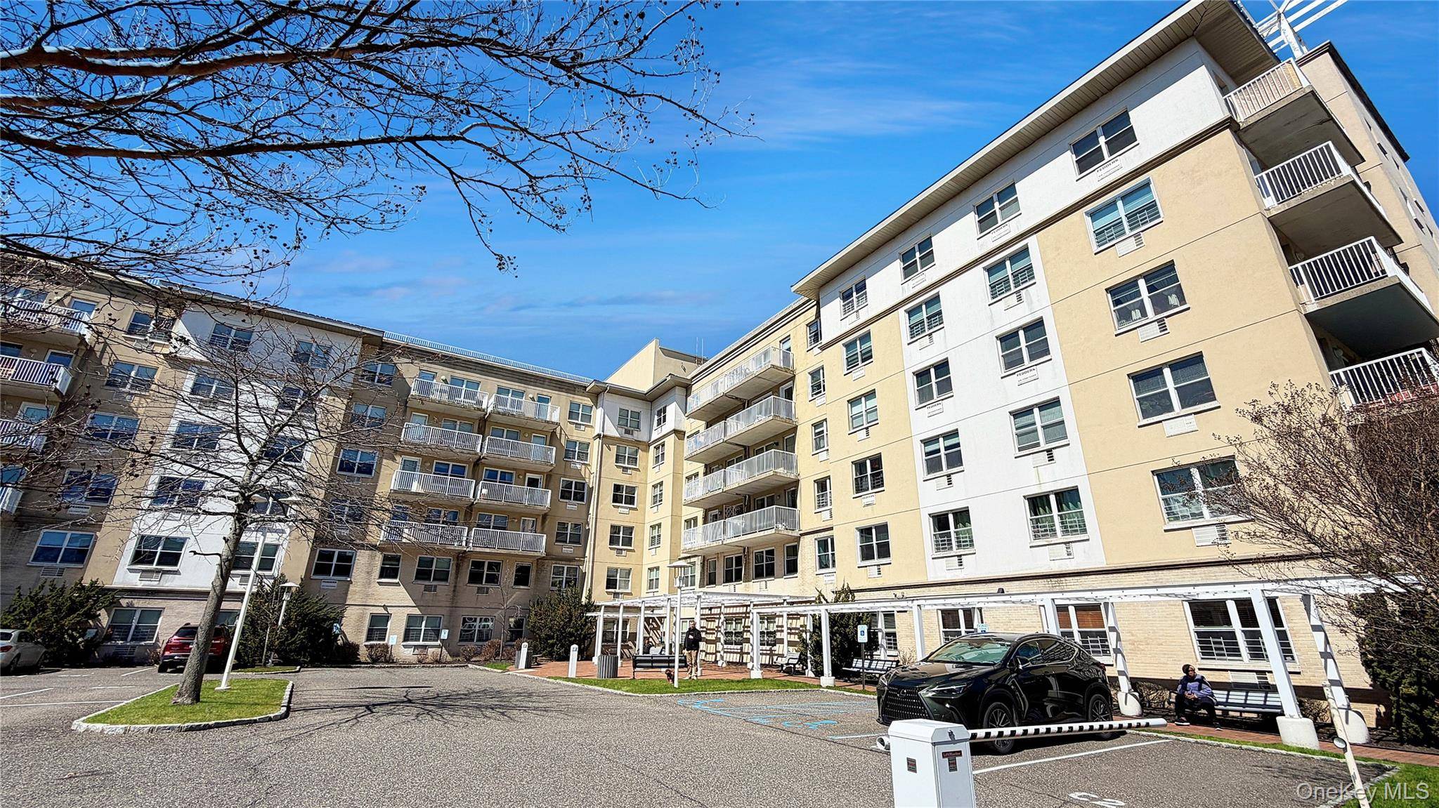 260 Beach 81st ST #2P, Rockaway Beach, NY 11693