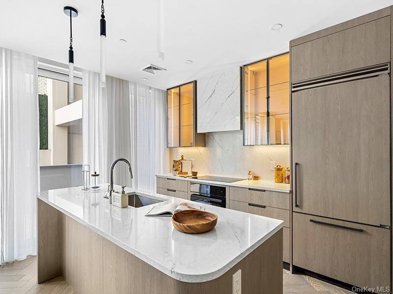 78-29 Austin ST #TH14, Forest Hills, NY 11375