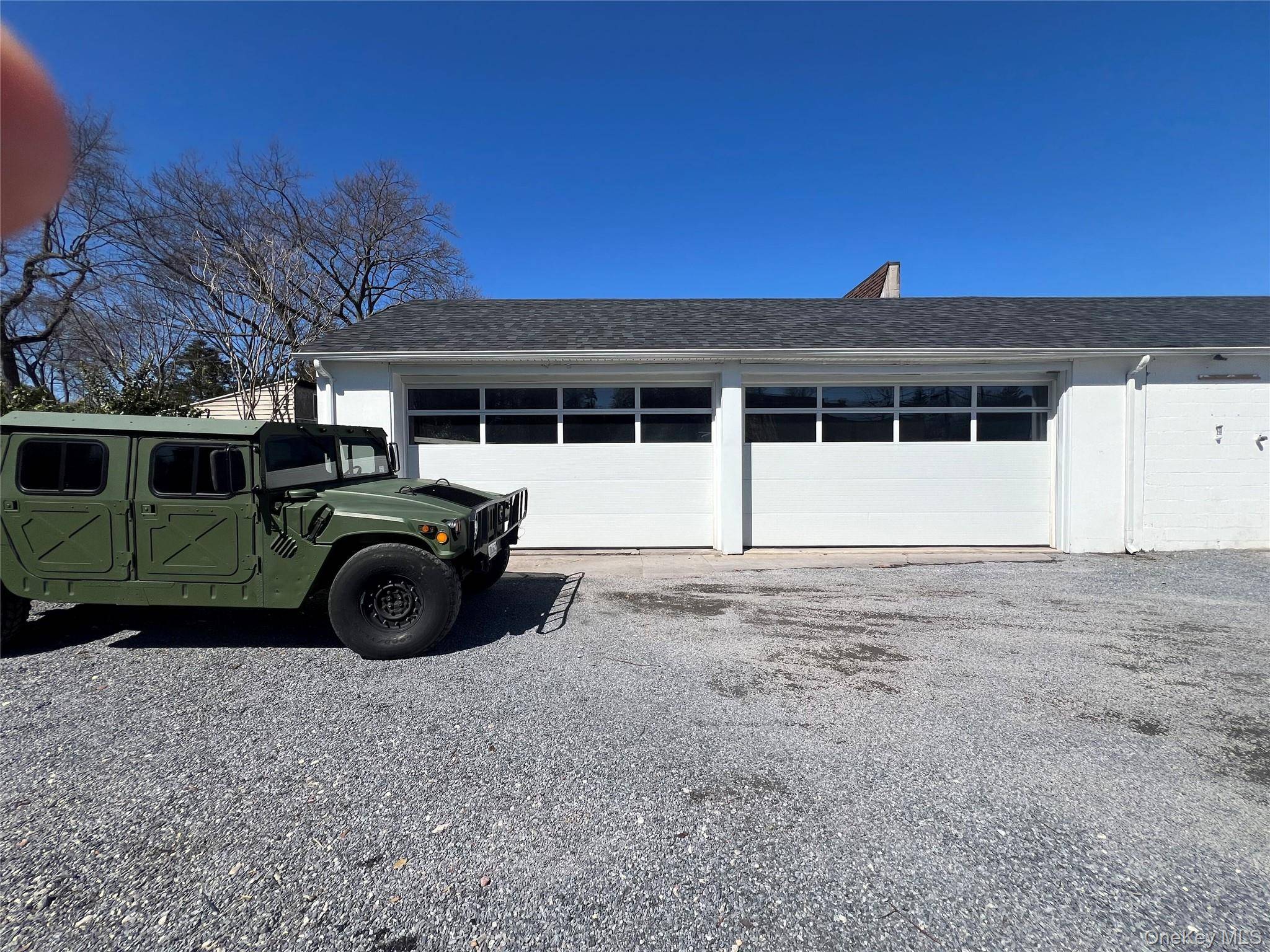 2 Glenola AVE, Sea Cliff, NY 11579