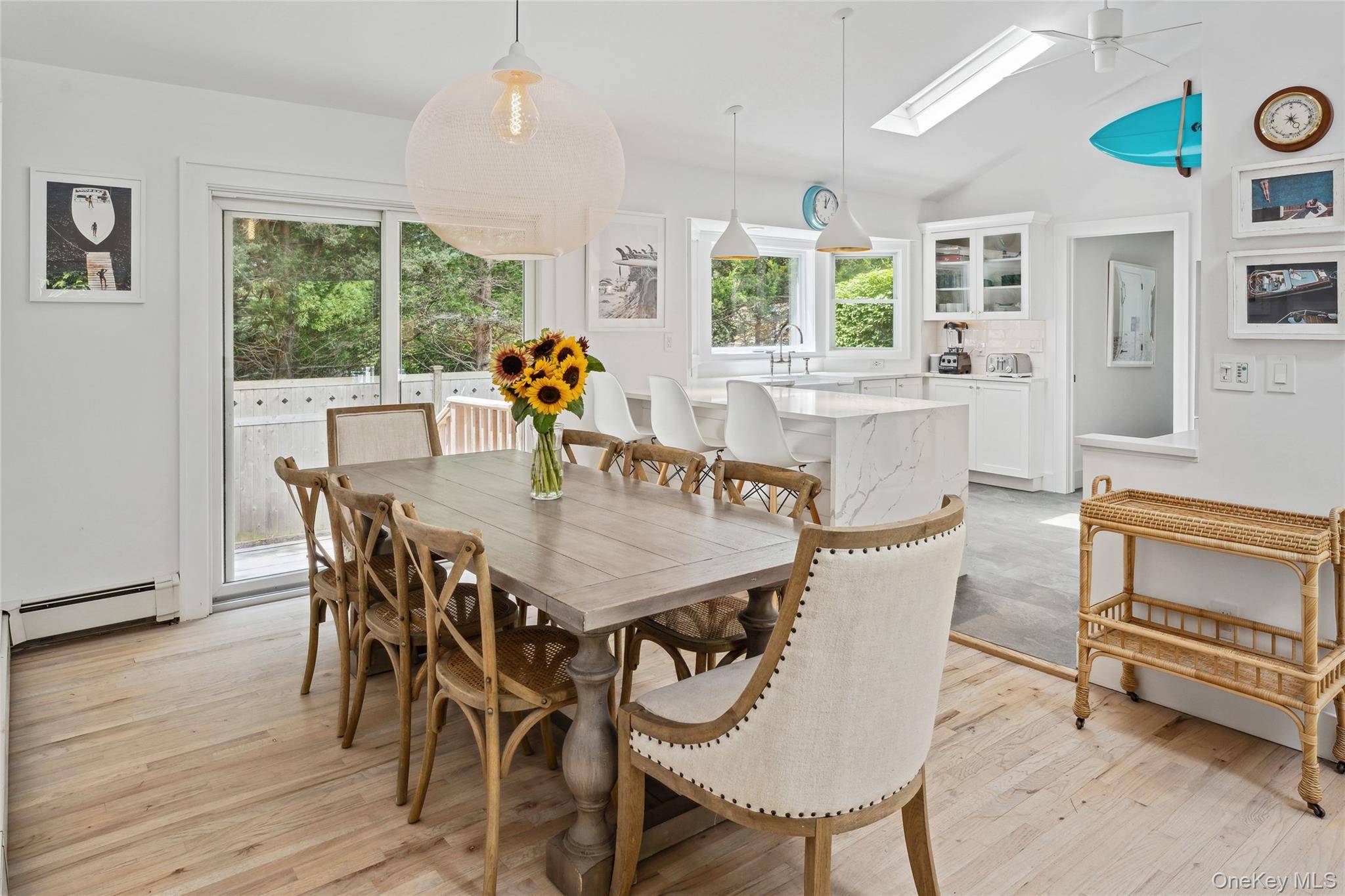 42 Oak ST, Westhampton Beach, NY 11978