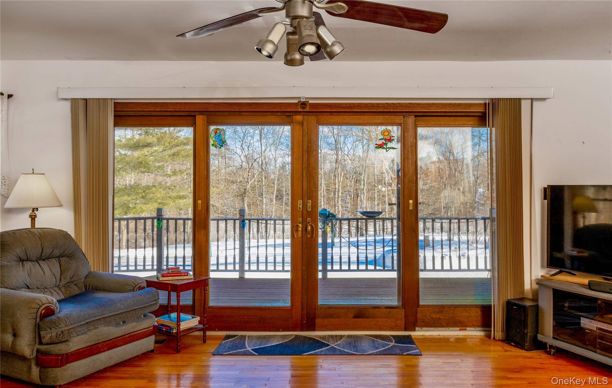 15 Unity LN, New Paltz, NY 12561