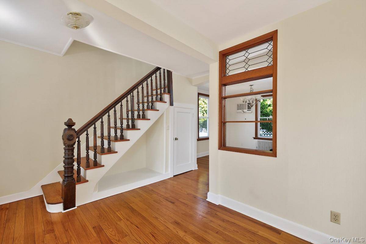 30 Blanchard AVE, Dobbs Ferry, NY 10522