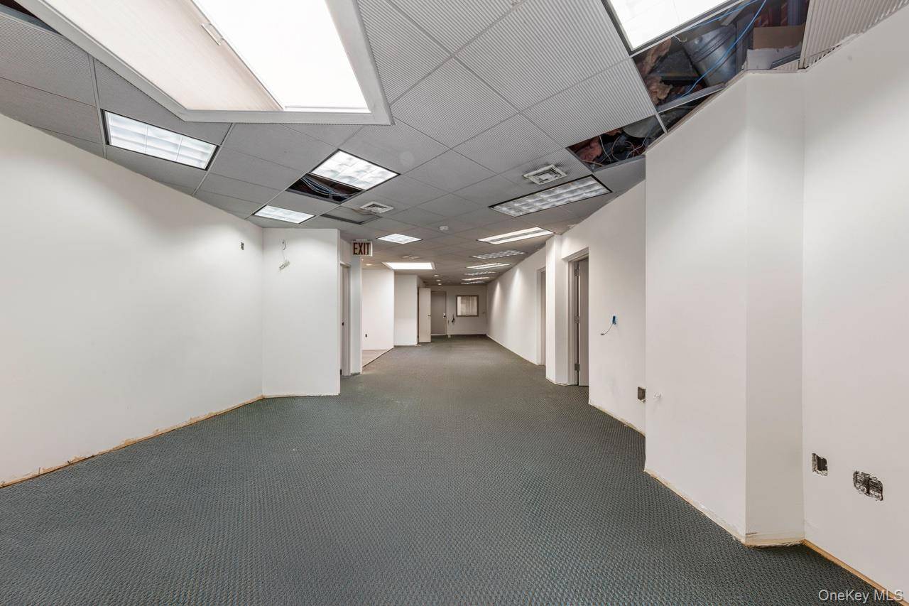 40-08 Warren ST, Corona, NY 11373
