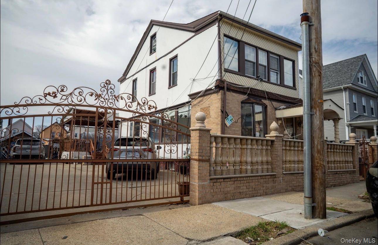 9728 130th ST, Richmond Hill, NY 11419