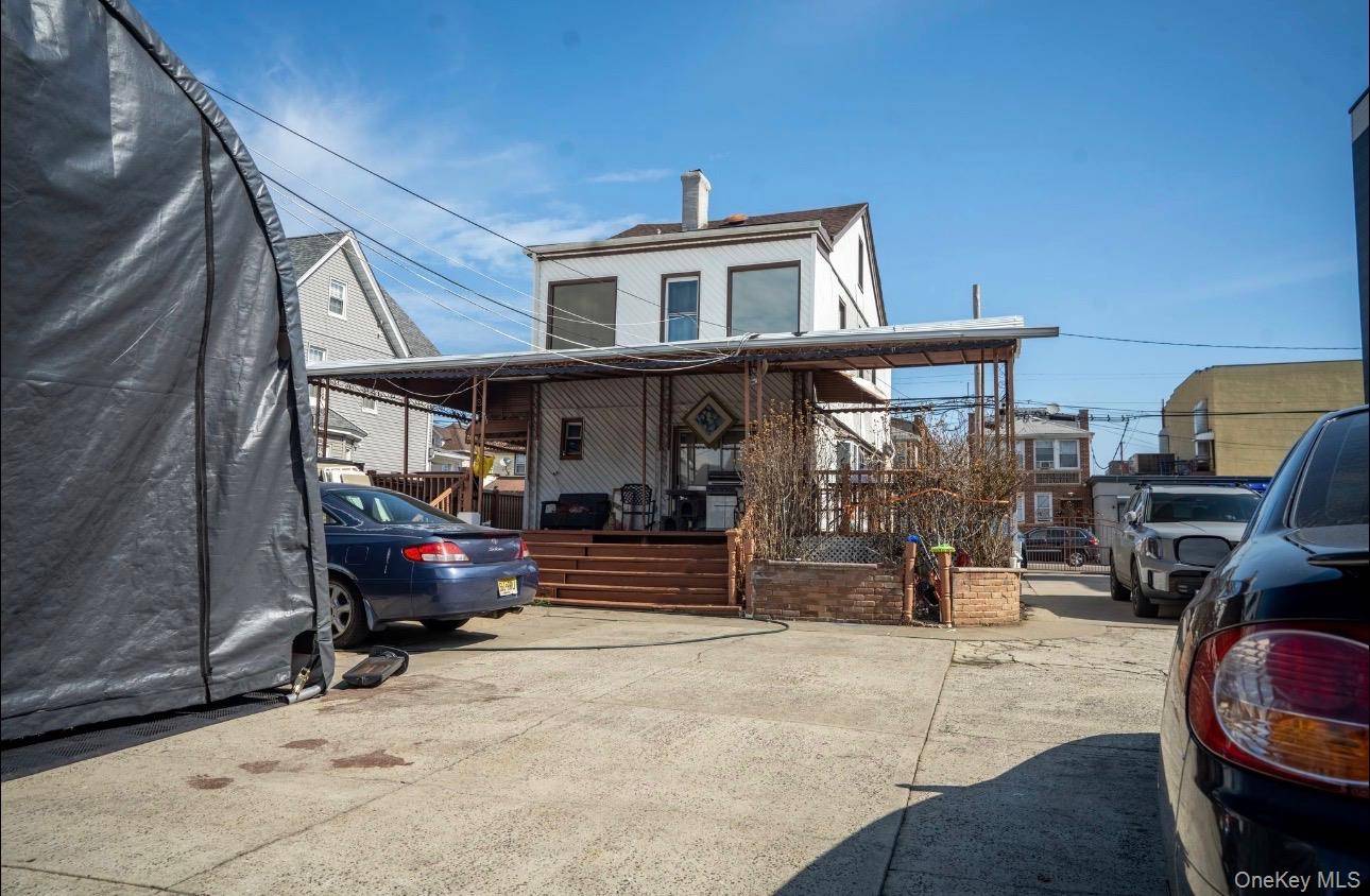 9728 130th ST, Richmond Hill, NY 11419