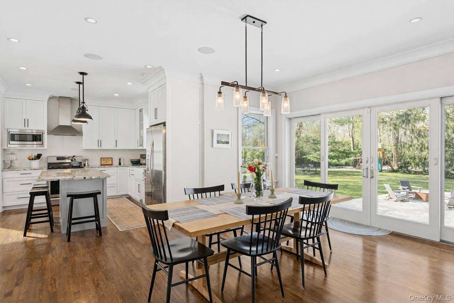 134A Montauk HWY, Westhampton, NY 11977