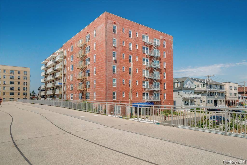 133 Beach 120th ST #2C, Rockaway Beach, NY 11694