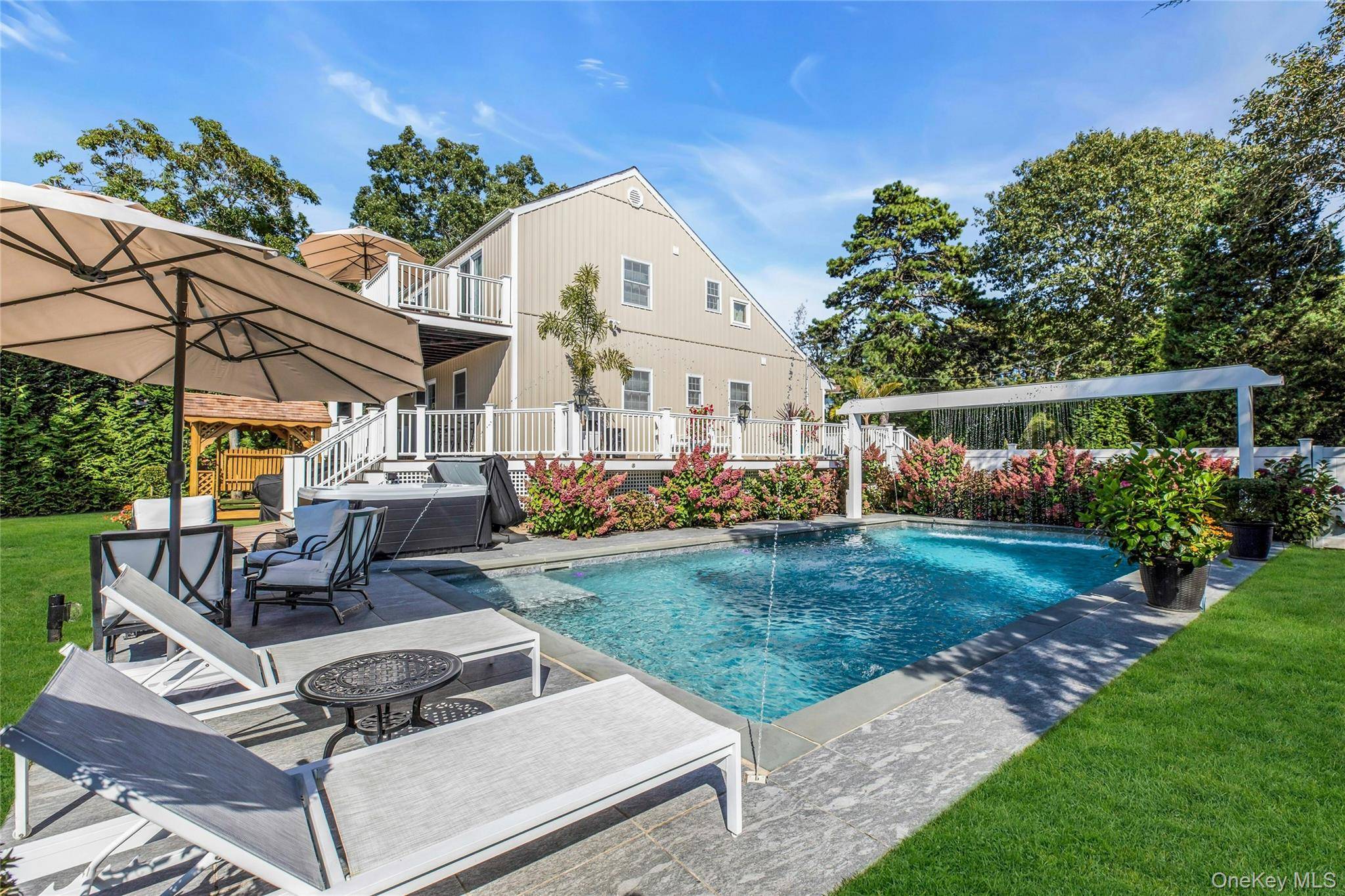 35 Grant BLVD, Hampton Bays, NY 11946