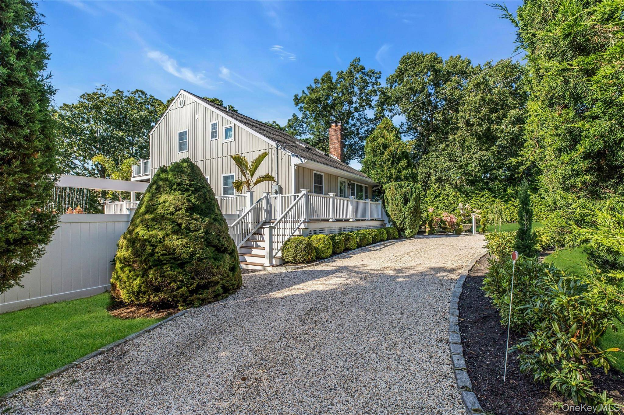 35 Grant BLVD, Hampton Bays, NY 11946